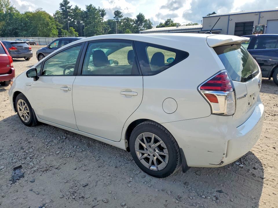 Photo 2 from auction – 2016 TOYOTA PRIUS V with VIN JTDZN3EU7GJ046614
