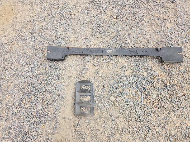 Photo 12 from auction – 2002 TOYOTA SEQUOIA with VIN 5TDBT44A52S059815