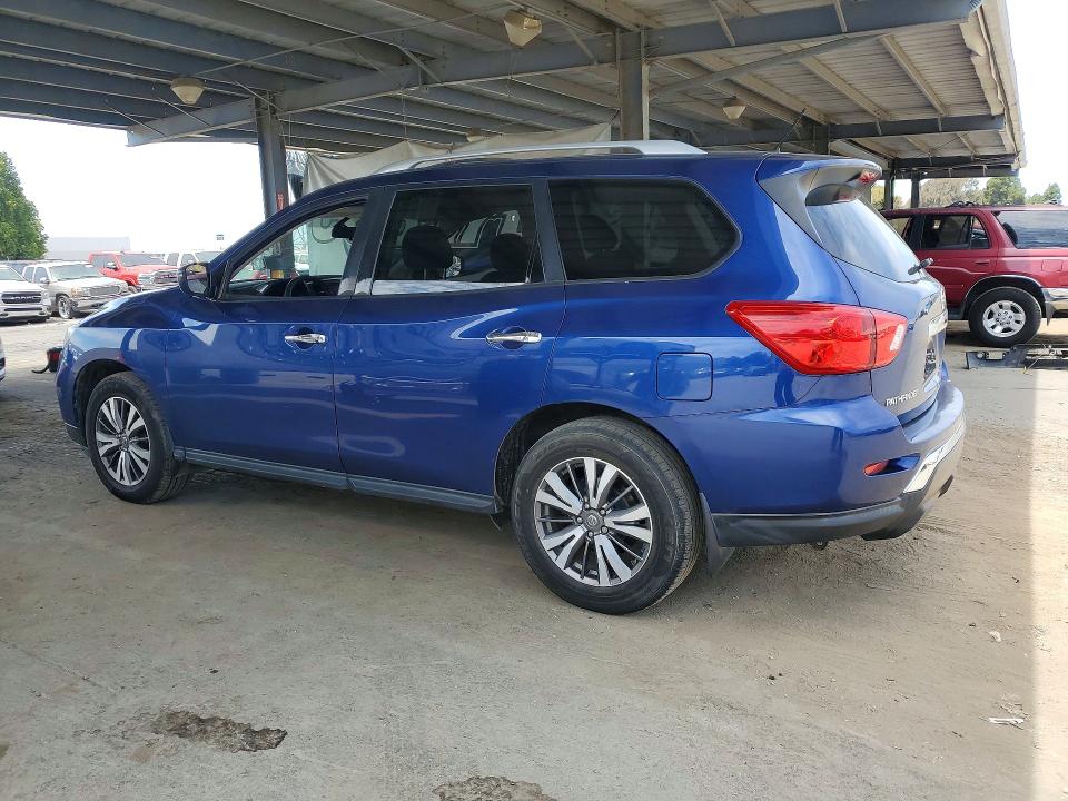 Photo 2 from auction – 2018 NISSAN PATHFINDER with VIN 5N1DR2MM8JC658385