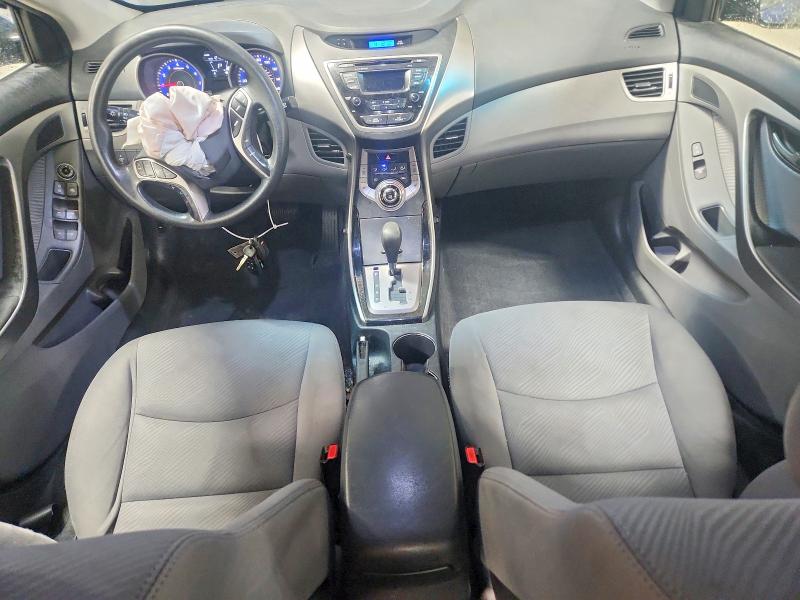 Photo 8 from auction – 2013 HYUNDAI ELANTRA with VIN KMHDH4AE2DU837824