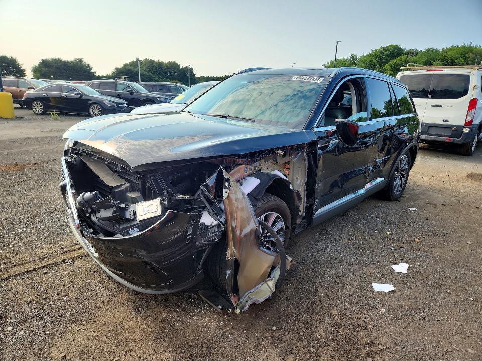 LINCOLN AVIATOR 2025 with VIN 5LM5J6XC2SGL14564 - Photo from auction
