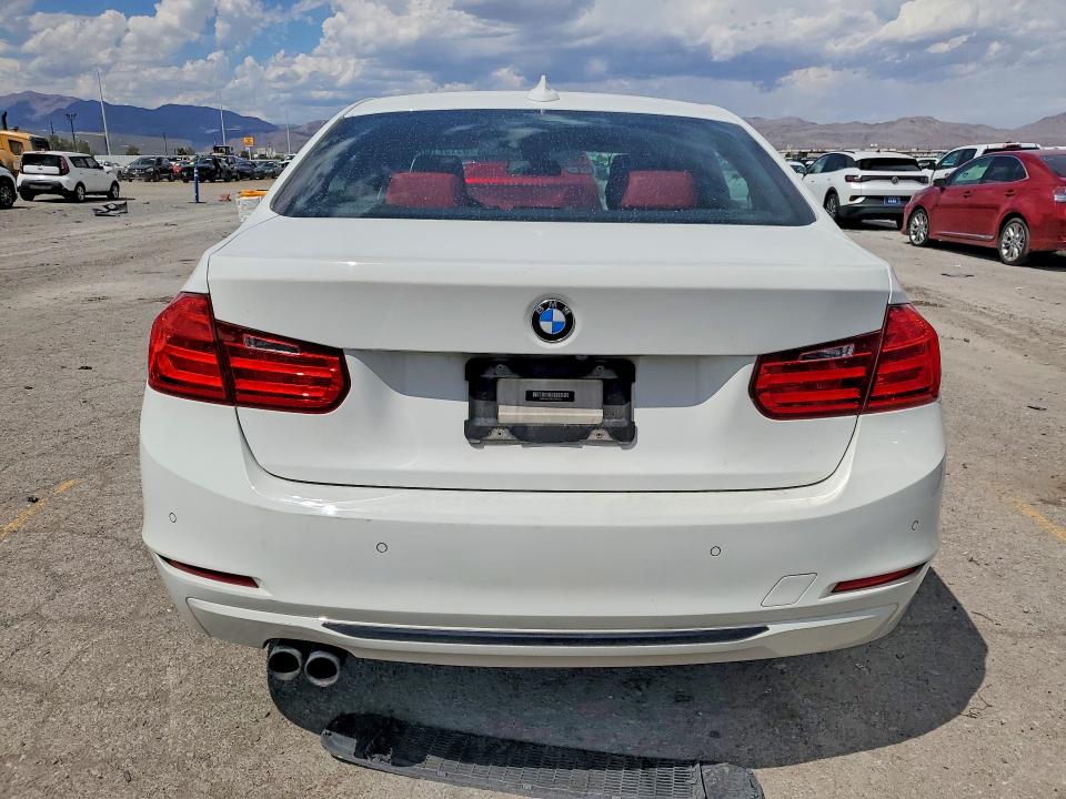 Zdjęcie 6 z aukcji – 2012 BMW 328 z VIN WBA3A5C59CF347565