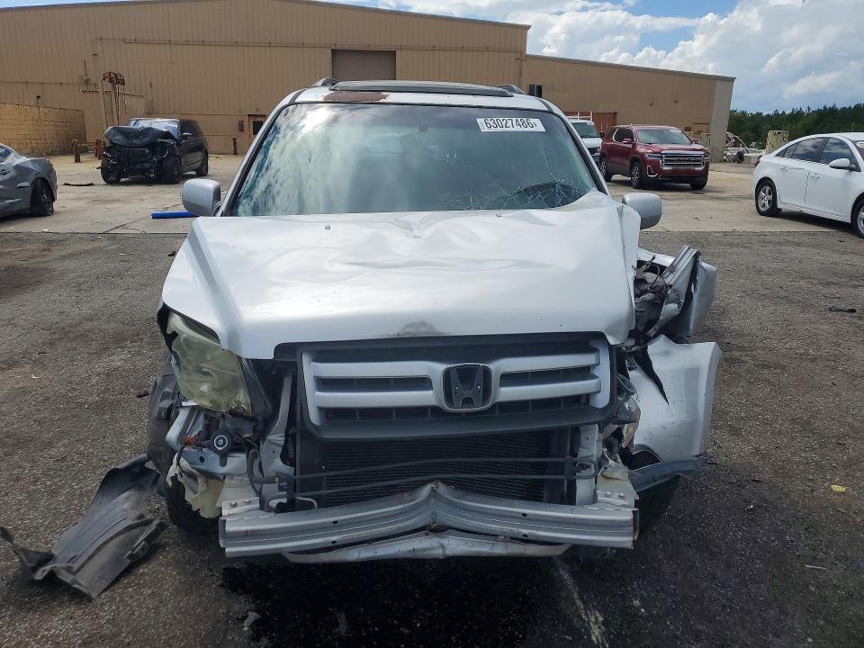 Photo 5 from auction – 2006 HONDA PILOT with VIN 5FNYF28566B015027