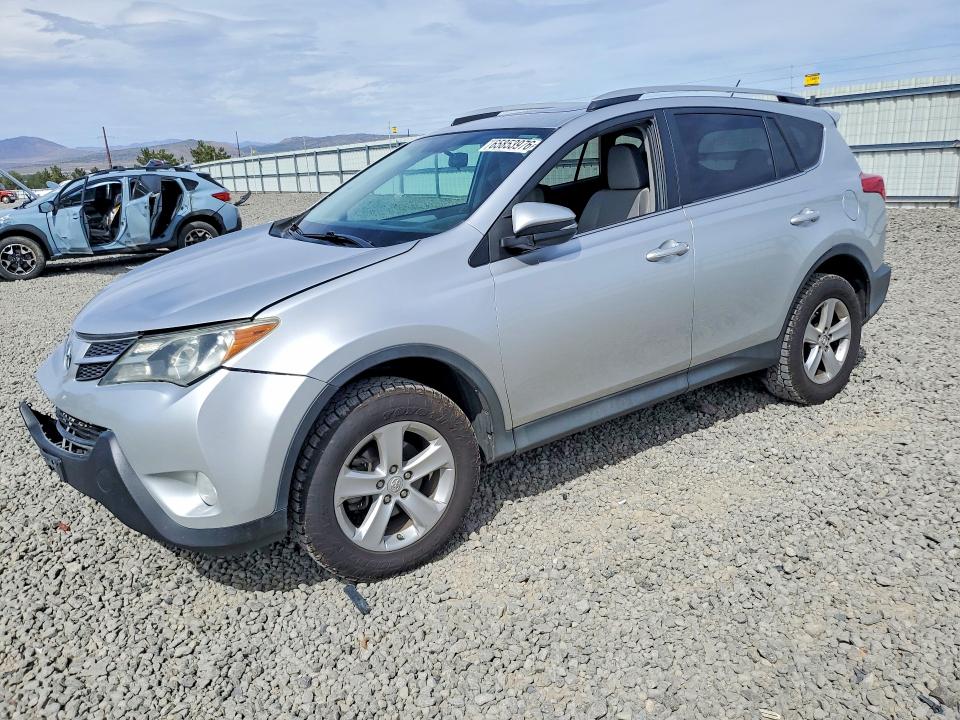 TOYOTA RAV4 2013 with VIN 2T3RFREV5DW122384 - Photo from auction
