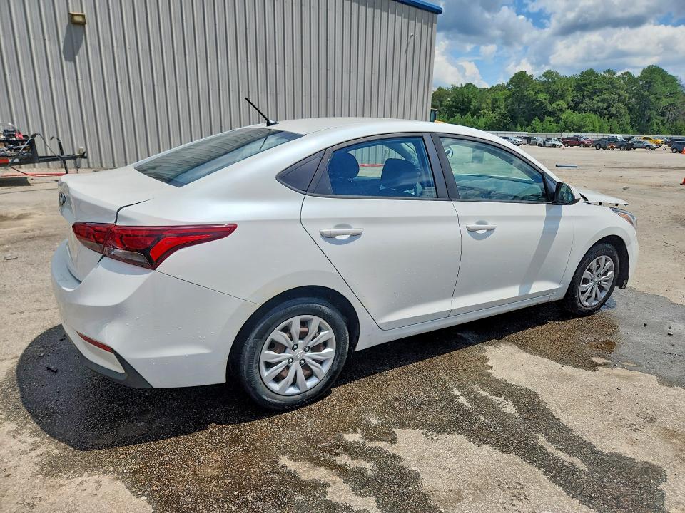 Photo 3 from auction – 2019 HYUNDAI ACCENT with VIN 3KPC24A33KE049761
