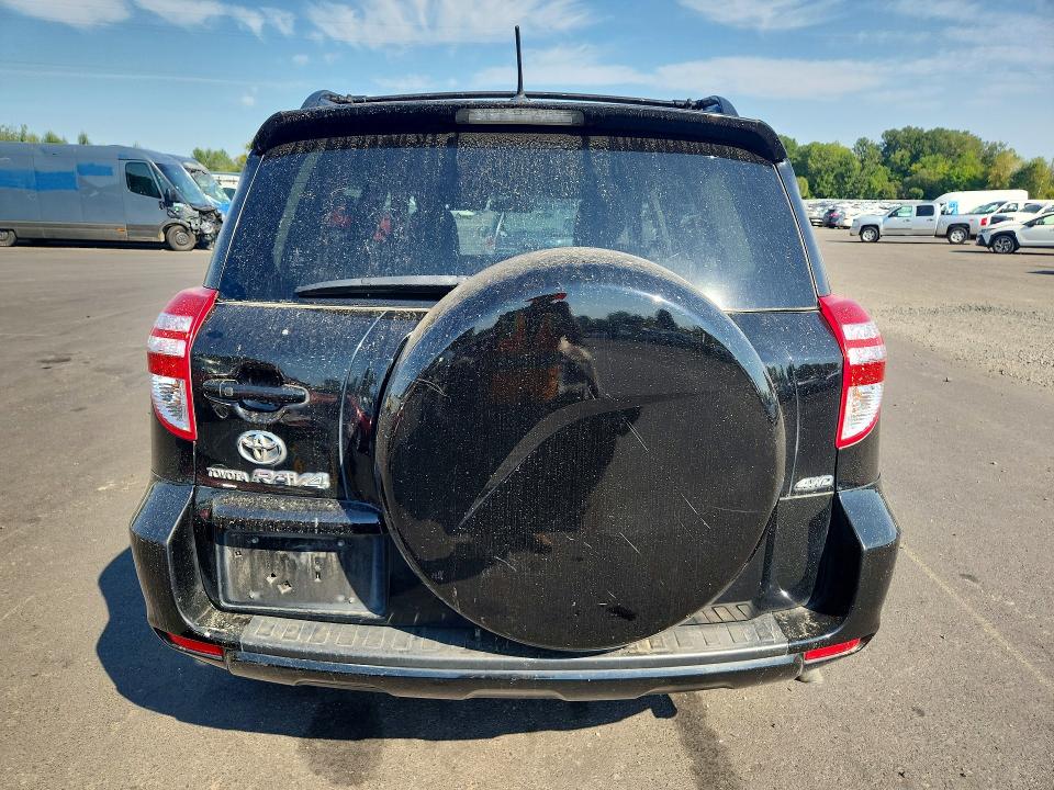 Photo 6 from auction – 2009 TOYOTA RAV4 with VIN JTMBK31VX9D005632