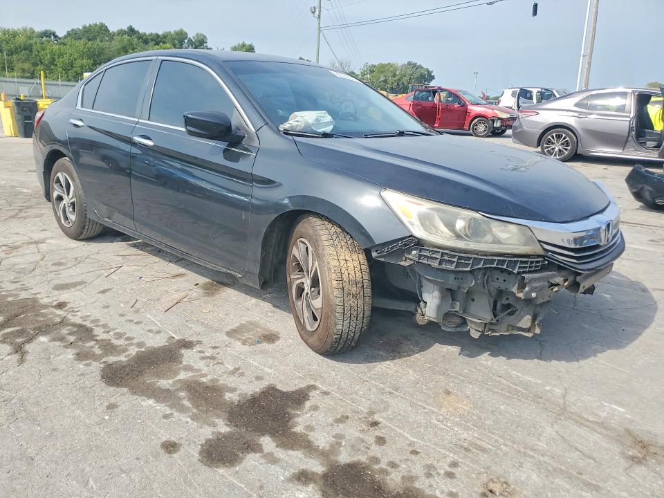 Photo 4 from auction – 2016 HONDA ACCORD with VIN 1HGCR2F31GA189781