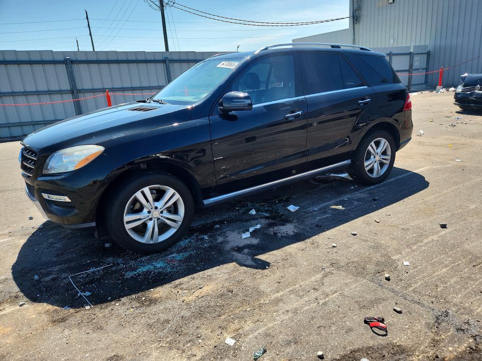 MERCEDES-BENZ ML 2015 with VIN 4JGDA5HB7FA619212 - Photo from auction