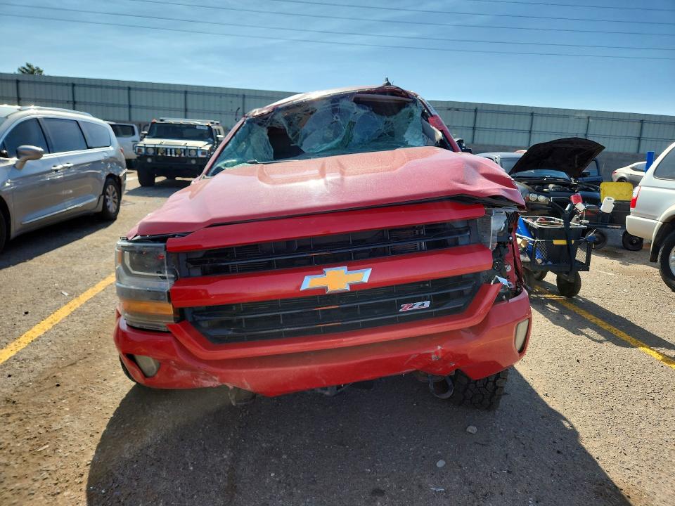 Photo 5 from auction – 2017 CHEVROLET SILVERADO with VIN 3GCUKREC5HG421450