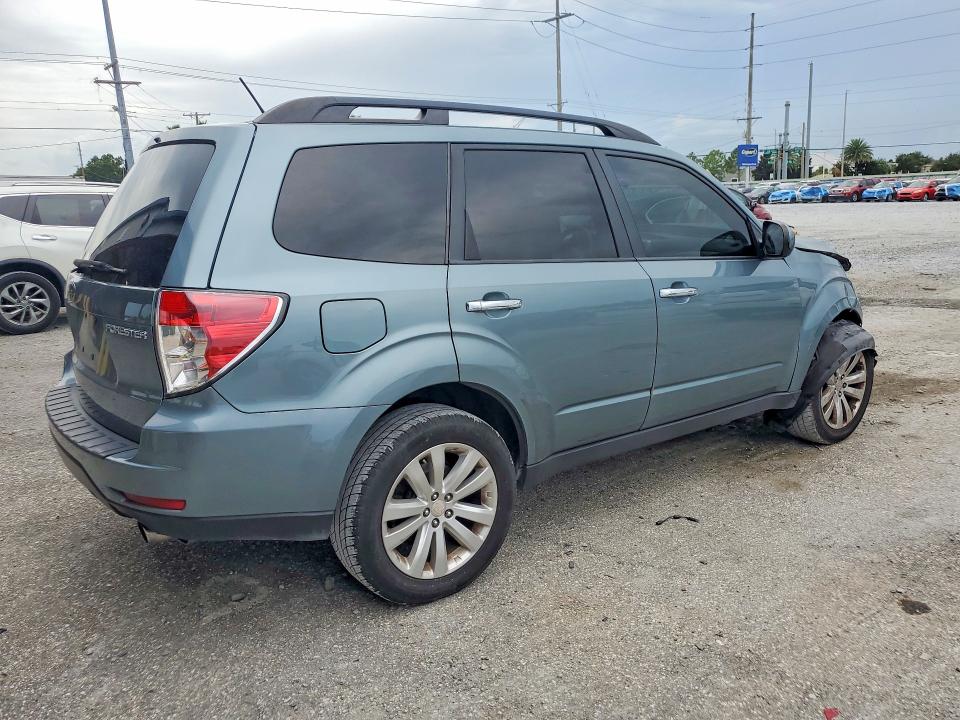 Photo 3 from auction – 2012 SUBARU FORESTER with VIN JF2SHBEC9CH445859