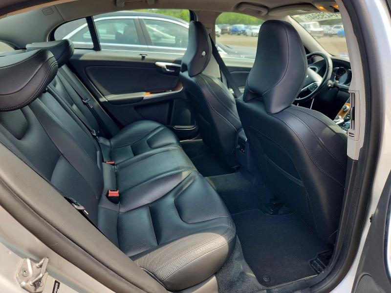 Photo 10 from auction – 2017 VOLVO S60 with VIN LYV402TM2HB126709