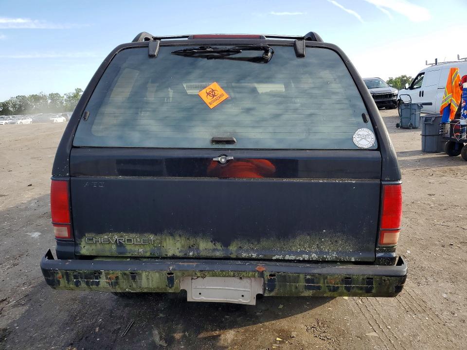 Photo 6 from auction – 1994 CHEVROLET BLAZER with VIN 1GNDT13W6R2106069