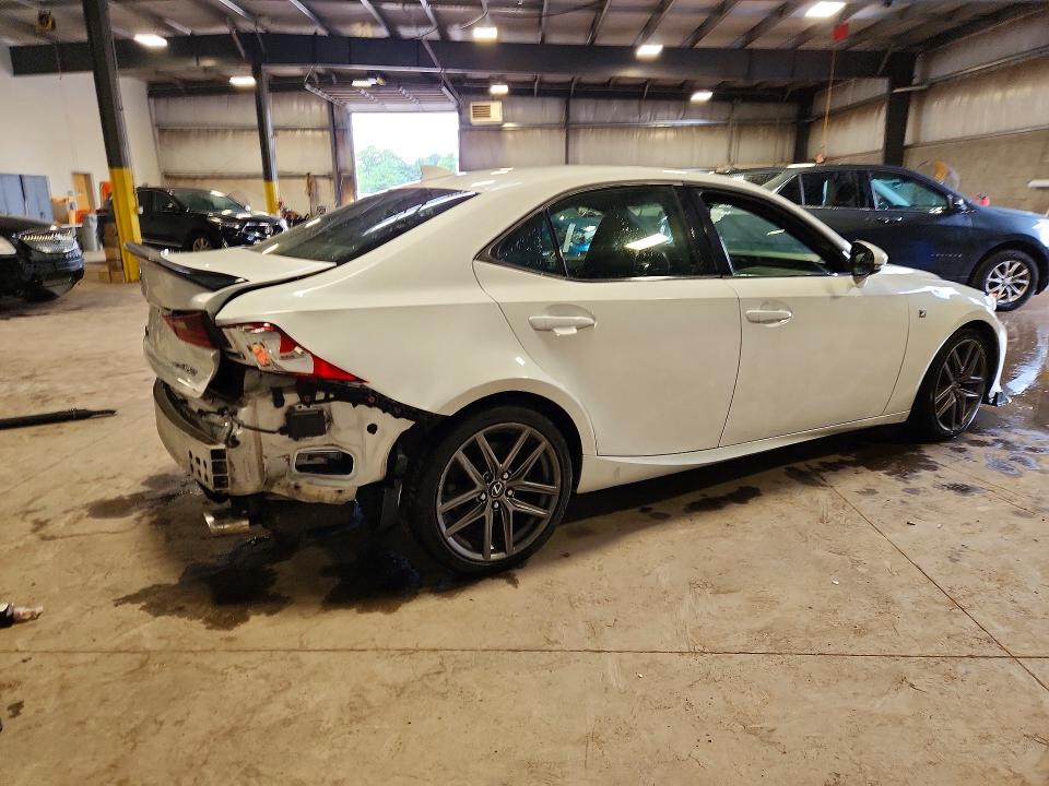 Photo 3 from auction – 2015 LEXUS IS with VIN JTHCE1D21F5007663