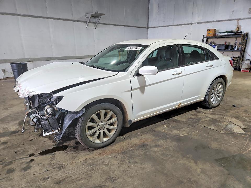 CHRYSLER 200 2012 with VIN 1C3CCBBG1CN299388 - Photo from auction