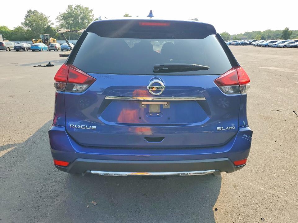 Photo 6 from auction – 2017 NISSAN ROGUE with VIN JN8AT2MV2HW027775