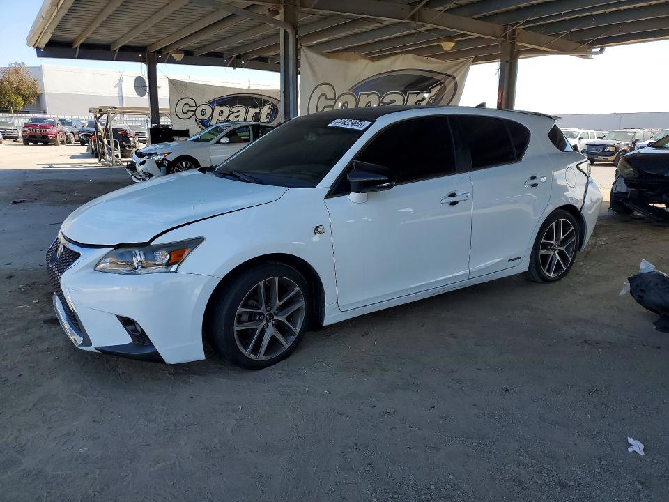 LEXUS CT 2015 with VIN JTHKD5BH3F2240894 - Photo from auction