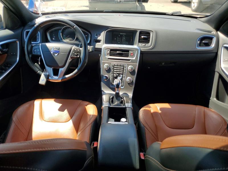 Foto 8 de la subasta – 2015 VOLVO S60 con VIN YV1612TK5F2356435