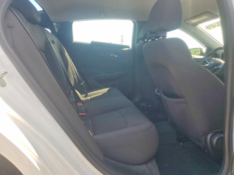 Photo 10 from auction – 2019 CHEVROLET MALIBU with VIN 1G1ZD5ST2KF206834