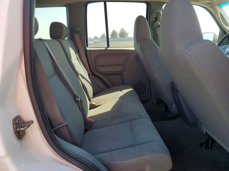 Photo 11 from auction – 2006 JEEP LIBERTY with VIN 1J4GL48K16W268977