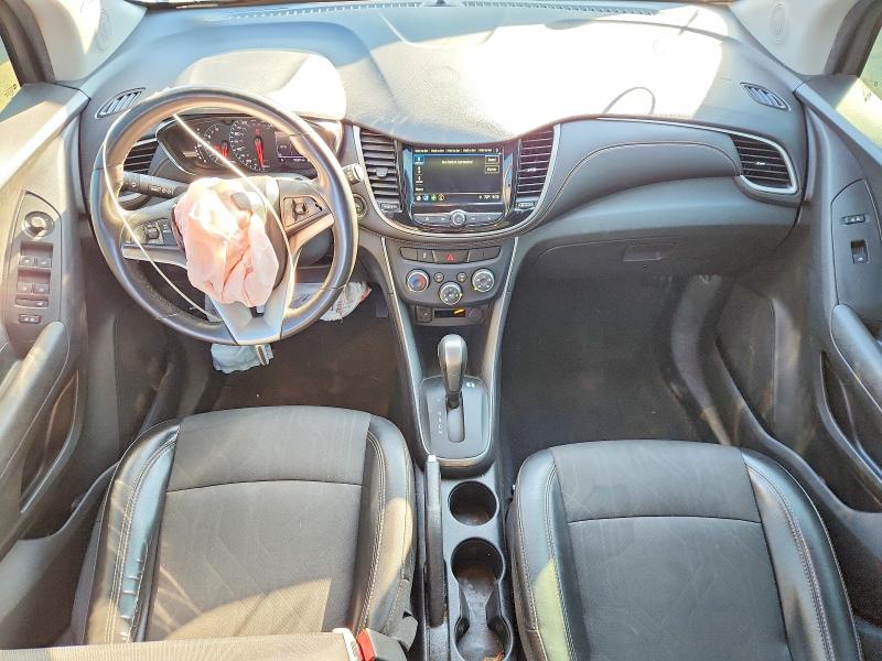 Photo 8 from auction – 2019 CHEVROLET TRAX with VIN 3GNCJLSB8KL189990