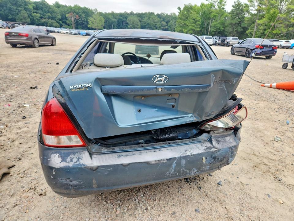 Photo 6 from auction – 2002 HYUNDAI ELANTRA with VIN KMHDN45D12U415812