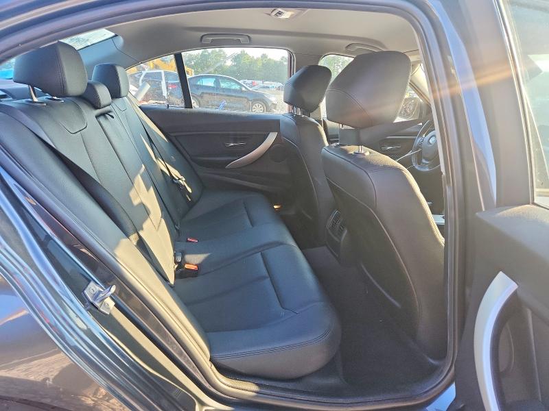 Photo 10 from auction – 2017 BMW 320 with VIN WBA8E1G57HNU13461