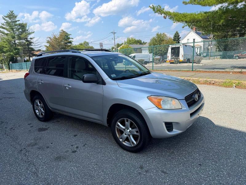TOYOTA RAV4 BASE 2011 مع رقم تعريف المركبة 2T3BK4DV8BW039854 - صورة من المزاد