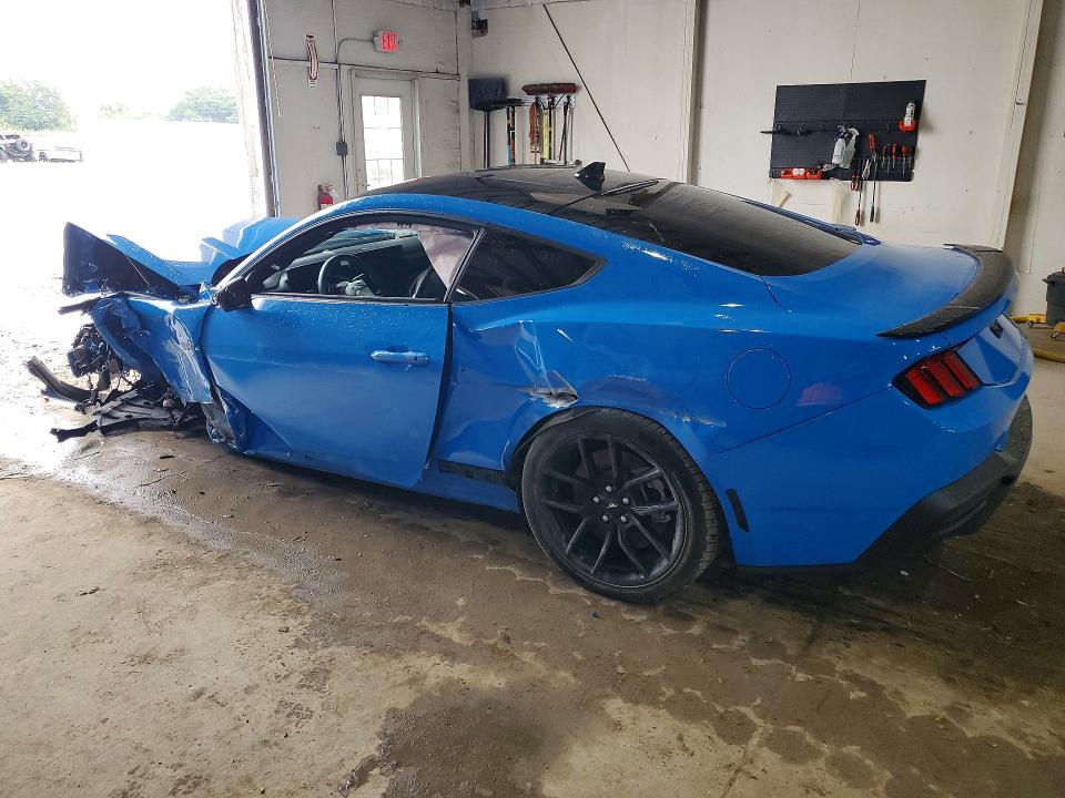 Photo 2 from auction – 2024 FORD MUSTANG with VIN 1FA6P8CF7R5408134