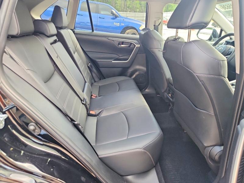 Photo 10 from auction – 2025 TOYOTA RAV4 with VIN 2T3A1RFV1SC534312