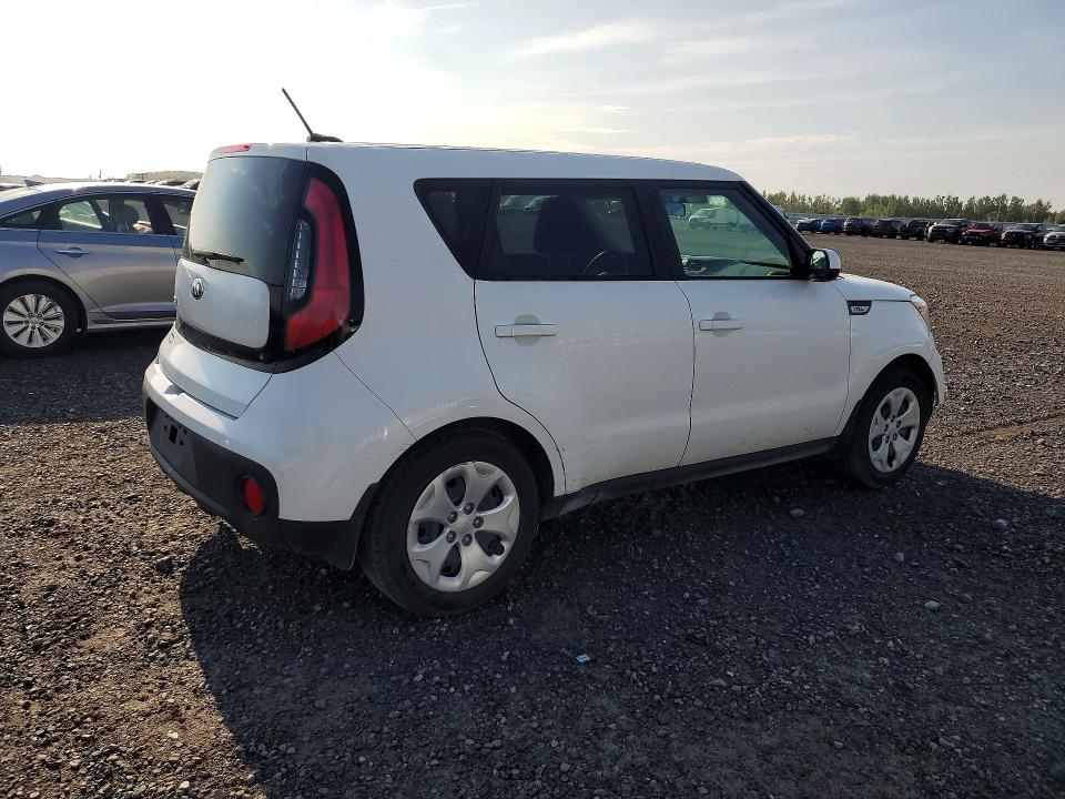 Photo 3 from auction – 2018 KIA SOUL with VIN KNDJN2A25J7526439