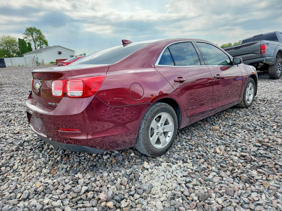 Фото 3 с аукциона – 2015 CHEVROLET MALIBU с VIN 1G11C5SL8FF276392