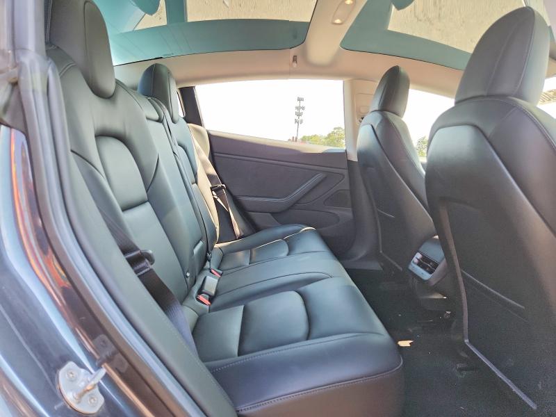 Photo 10 from auction – 2018 TESLA MODEL 3 with VIN 5YJ3E1EA3JF031087