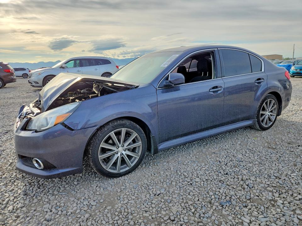 2014 SUBARU LEGACY