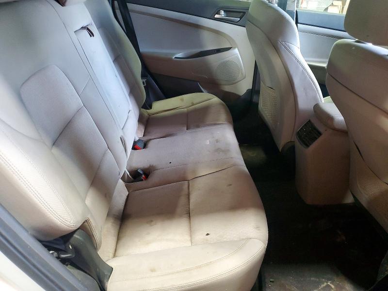 Photo 11 from auction – 2017 HYUNDAI TUCSON with VIN KM8J3CA28HU577968