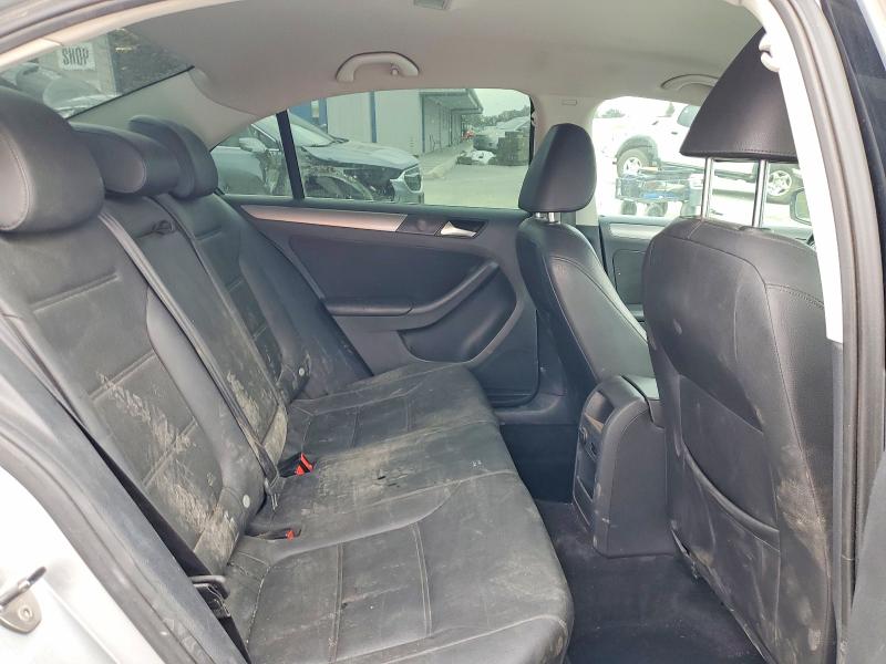 Photo 10 from auction – 2014 VOLKSWAGEN JETTA with VIN 3VWLL7AJ4EM294301