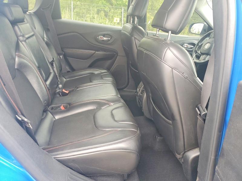 Photo 11 from auction – 2019 JEEP CHEROKEE with VIN 1C4PJMBX7KD352842