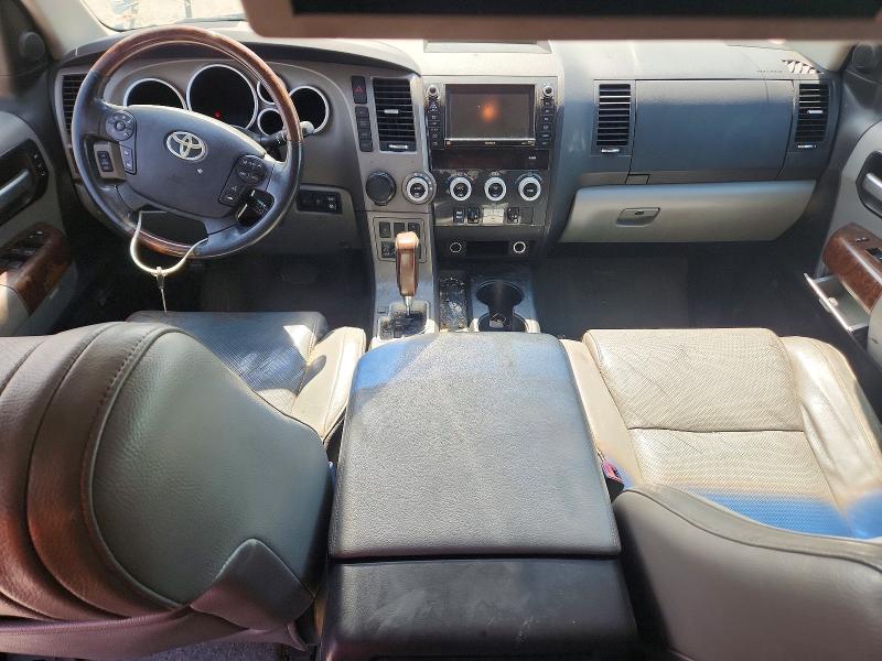 Photo 8 from auction – 2010 TOYOTA SEQUOIA with VIN 5TDYY5G17AS024592
