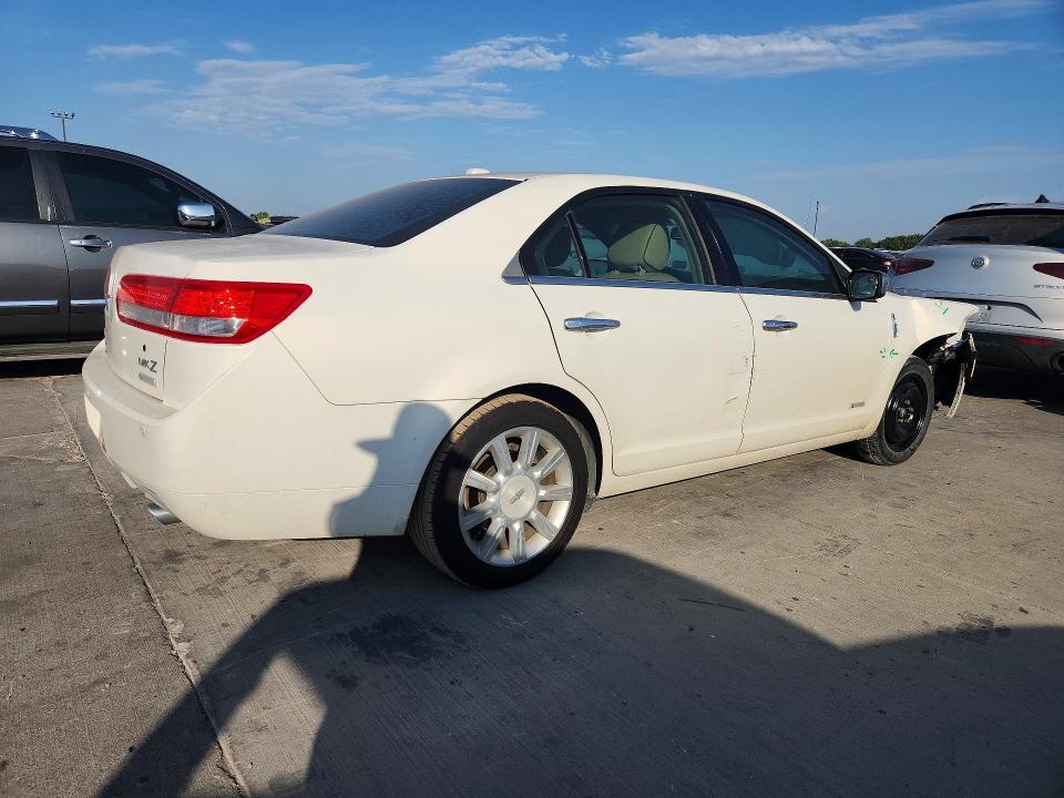 Photo 3 from auction – 2012 LINCOLN MKZ with VIN 3LNDL2L3XCR811721