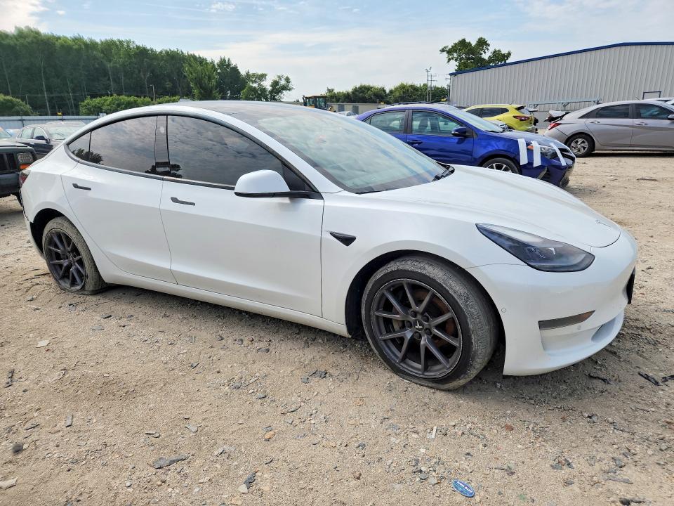 Photo 4 from auction – 2021 TESLA MODEL 3 with VIN 5YJ3E1EA0MF986966