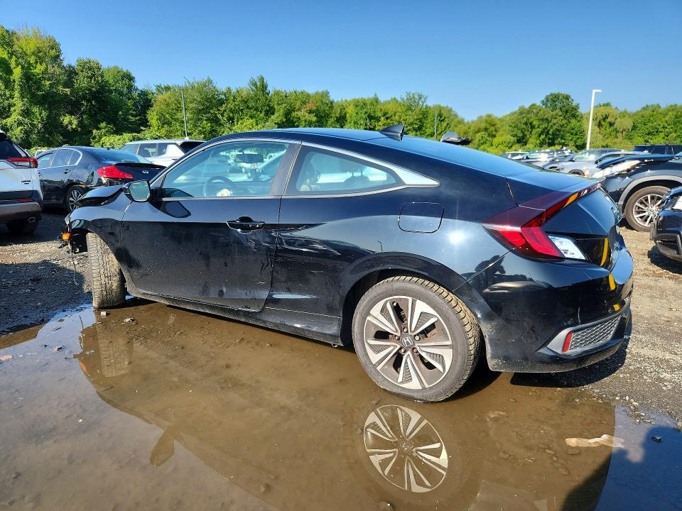 Снимка 2 от търг – 2018 HONDA CIVIC с VIN 2HGFC3B79JH353171