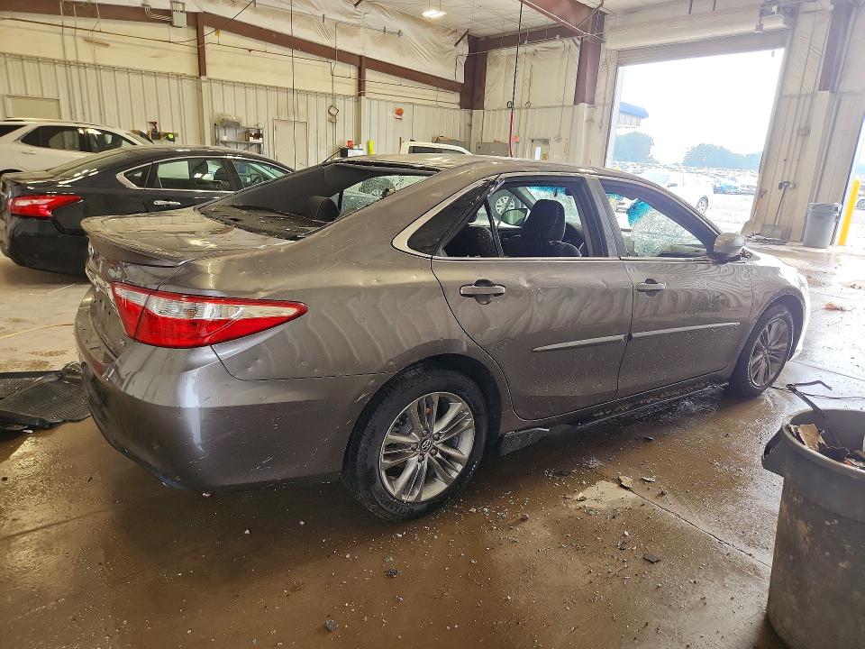 Photo 3 from auction – 2017 TOYOTA CAMRY with VIN 4T1BF1FK8HU294155