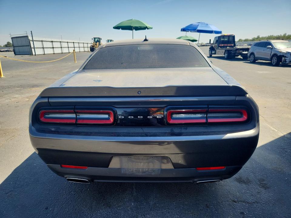 Photo 6 from auction – 2019 DODGE CHALLENGER with VIN 2C3CDZJG1KH747420