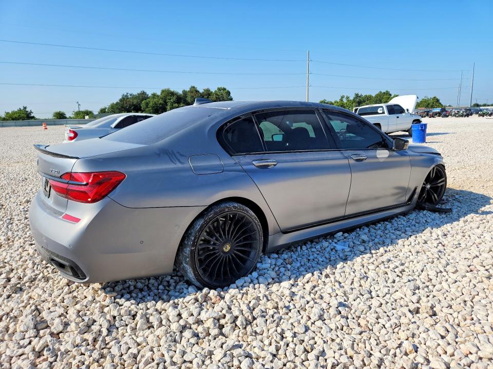 Zdjęcie 3 z aukcji – 2018 BMW 750 z VIN WBA7F0C55JGM24090