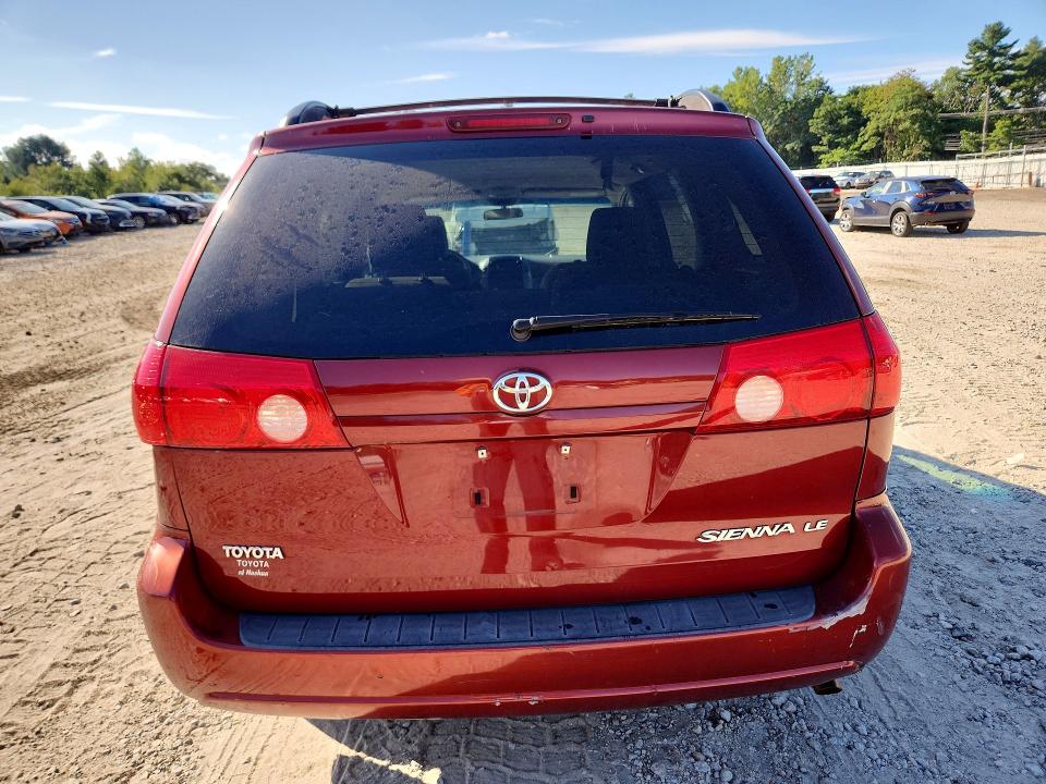 Photo 6 from auction – 2010 TOYOTA SIENNA with VIN 5TDKK4CC8AS328507