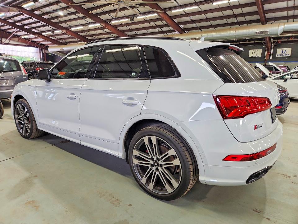 Photo 2 from auction – 2019 AUDI SQ5 with VIN WA1B4AFY7K2097201
