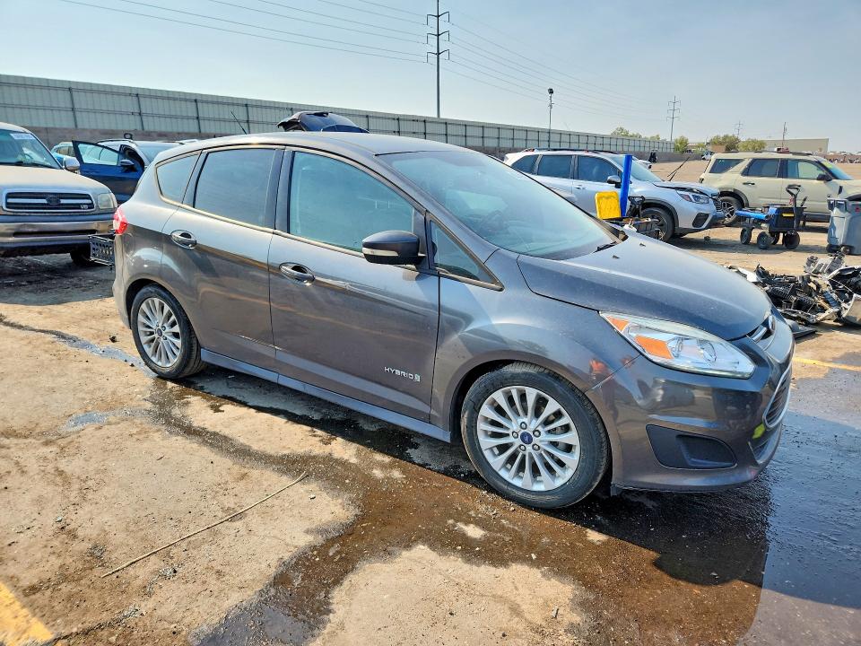 Photo 4 from auction – 2017 FORD C-MAX with VIN 1FADP5AU1HL111555
