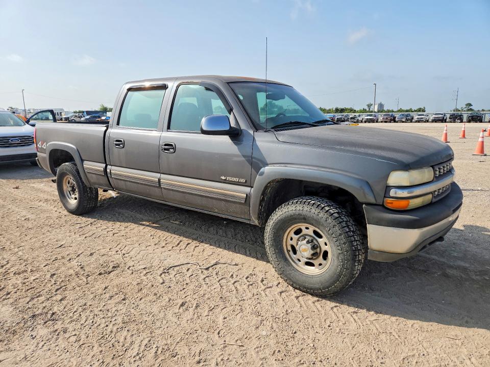 Photo 4 from auction – 2002 CHEVROLET SILVERADO with VIN 1GCGK13U92F112275