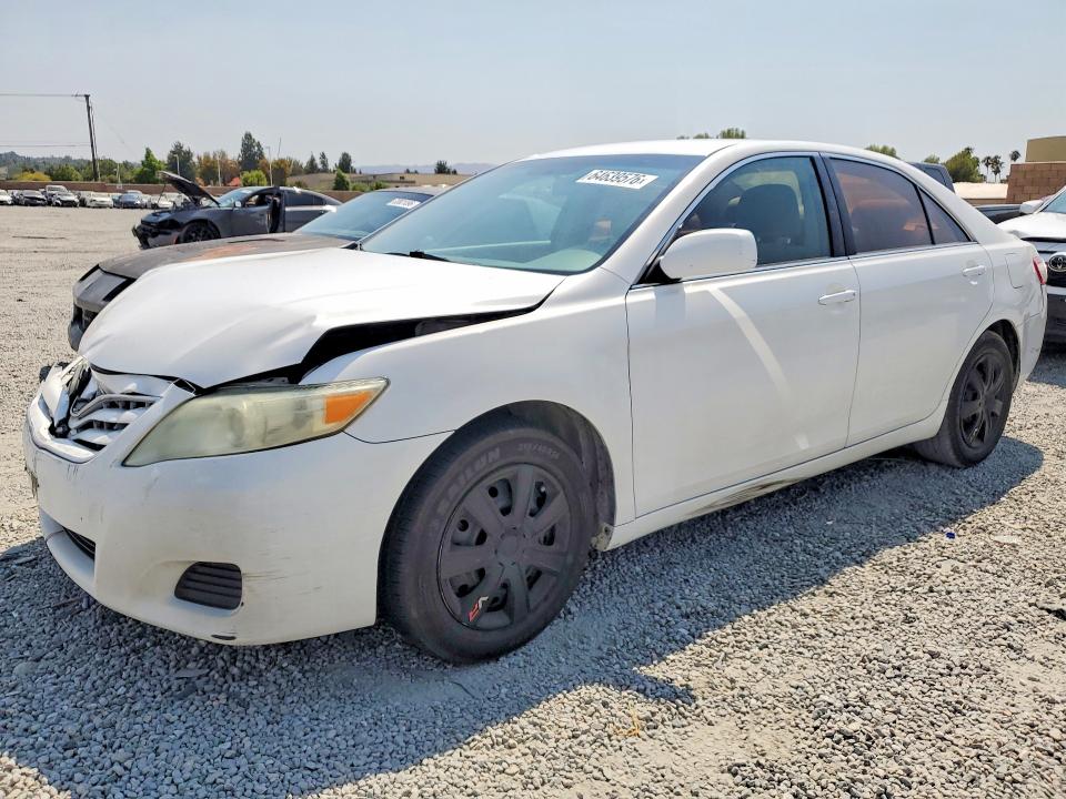 2010 TOYOTA CAMRY - Търг №64639576