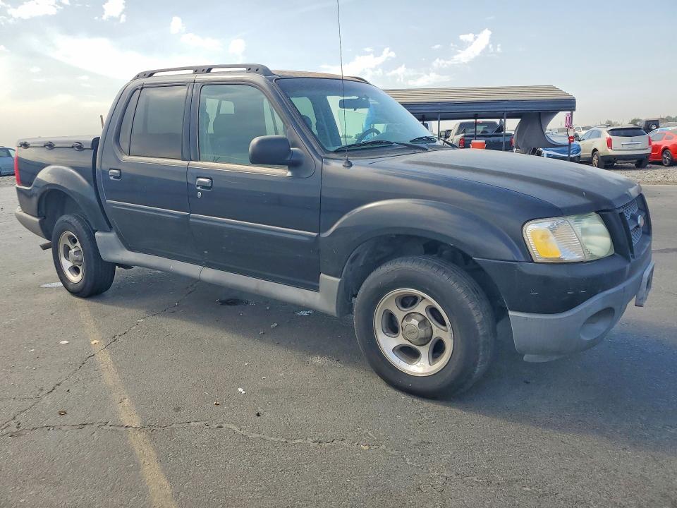 Photo 4 from auction – 2005 FORD EXPLORER SPORT TRAC with VIN 1FMZU67K55UA00626