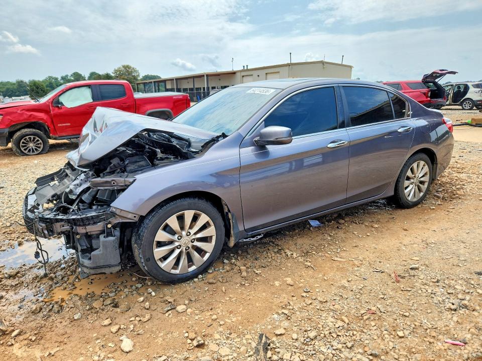 HONDA ACCORD 2015 with VIN 1HGCR2F73FA254633 - Photo from auction